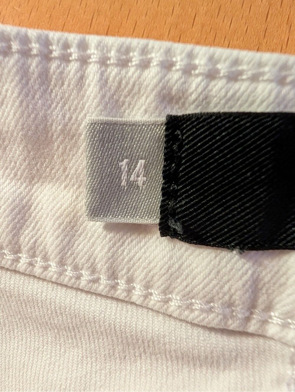 1921 - KUT from the Kloth White Denim Cut-Off Shorts Size 14 - Picture 7 of 10
